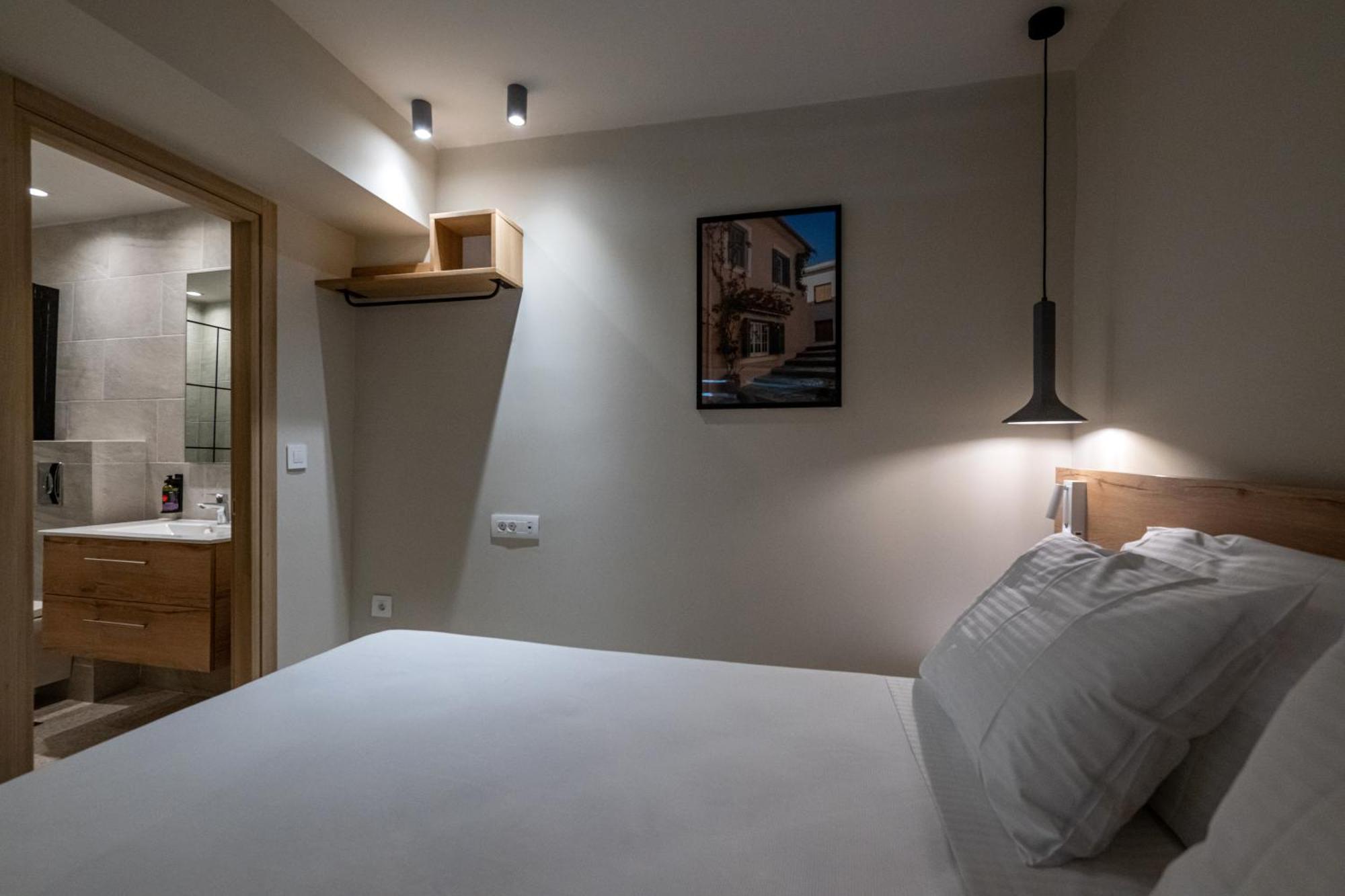 Semi-basement - Asklipiou Cube Apartment