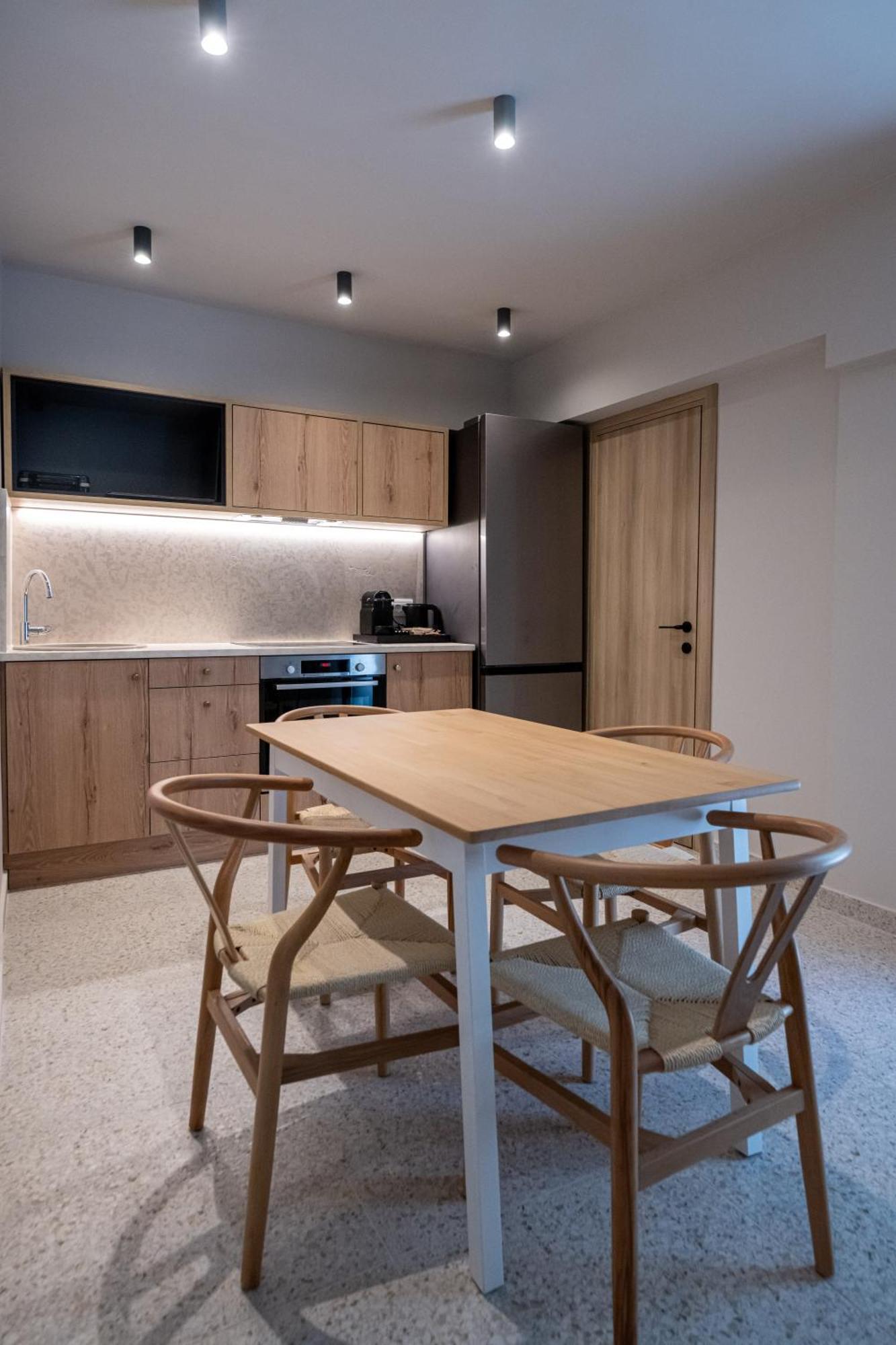 Semi-basement - Asklipiou Cube Apartment Kalamata